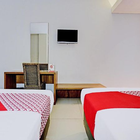 Collection O Riau Near Trans Studio Bandung Formerly Hotel Montameri エクステリア 写真