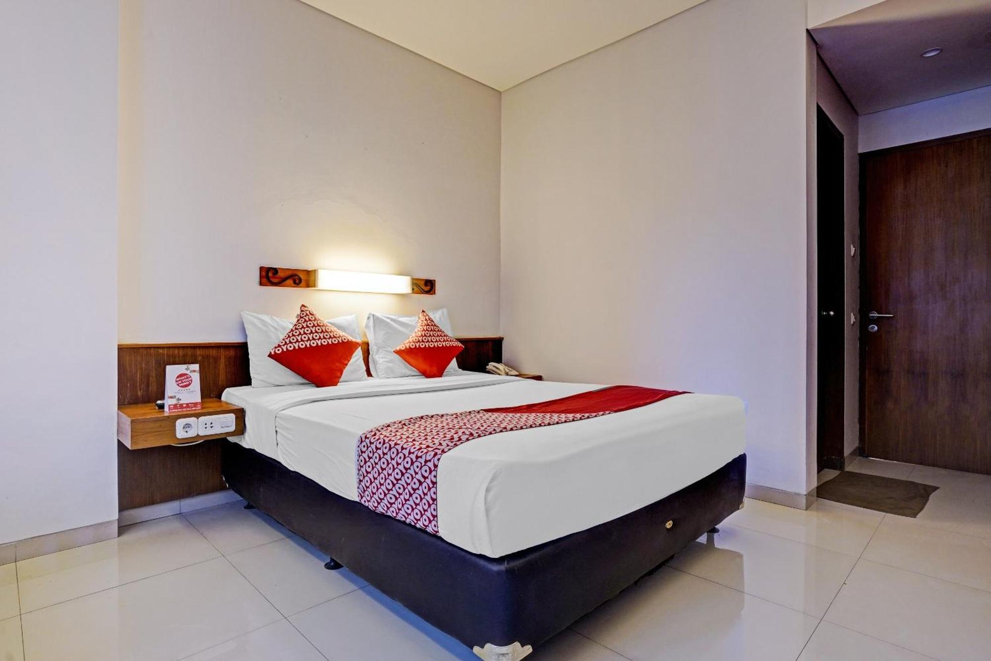 Collection O Riau Near Trans Studio Bandung Formerly Hotel Montameri エクステリア 写真