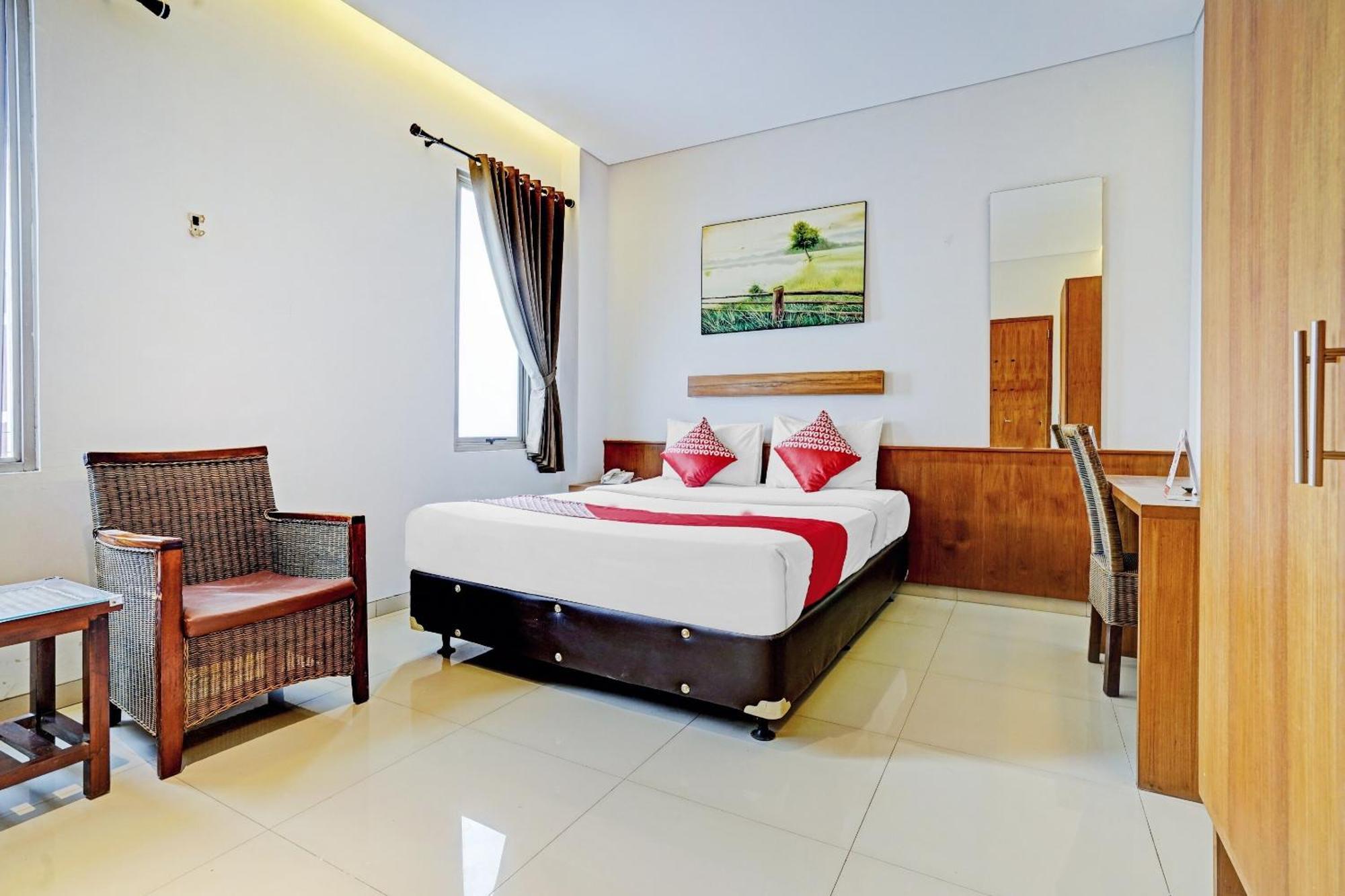 Collection O Riau Near Trans Studio Bandung Formerly Hotel Montameri エクステリア 写真